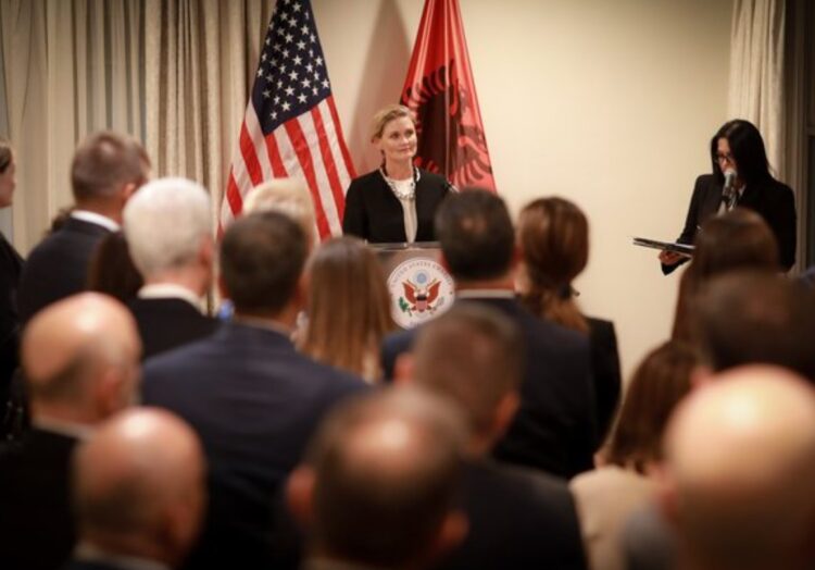 SHBA/Van Horn: Ndarja e pushteteve, liria e fjalës dhe sundimi i ligjit, themel besimi mes qeverise e popullit