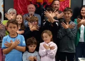 Hapet shkolla e parë në gjuhën shqipe në Irlandë