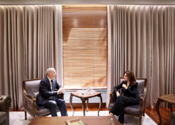 Hasani i lë ‘stafetën’ Spiropalit, ministrja: Së bashku do të çojmë përpara objektivin për Shqipërinë në BE