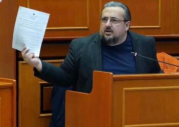 Kërkesa e Telitit: Të mblidhet Këshilli,shkarkimi i Veliajt të zhvillohet në përputhje me ligjin