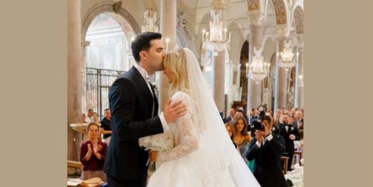 Mungoi gjatë betimit në kuvend/ Jozefina Topalli publikon foto nga dasma luksoze e të birit: Si nënë, moment i paharrueshëm