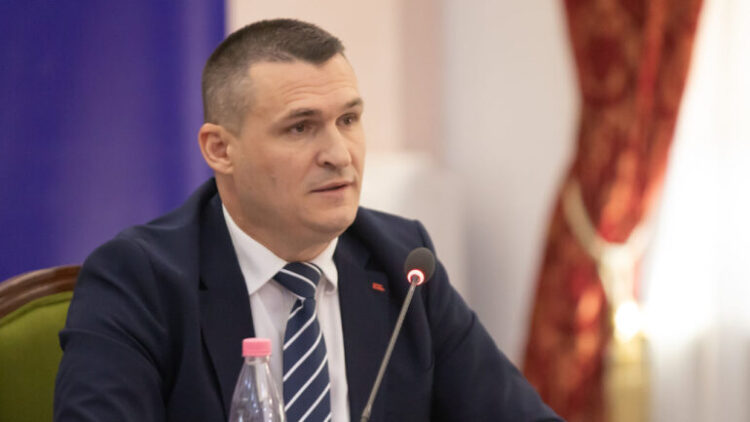 Zyrtare/ Altin Dumani bisedoi në SHBA për pastrimin e parave dhe trafikun e drogës