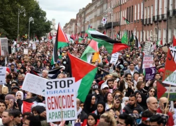 Irlandë/ Mijëra protestues bëjnë thirrje për sanksione ndaj Izraelit