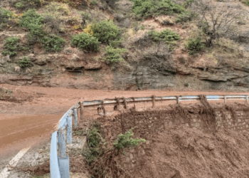 Reshje të dendura shiu në Mirditë, dëmtohen disa ura