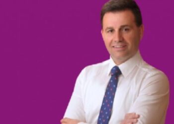 Bashkia Poliçan mbusur me familjarët e Adriatik Zotkaj, krushku dhe djemtë pasurohen