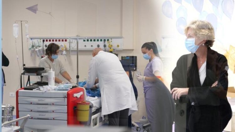 Pësoi djegie të rënda pasi shtëpia në Maliq u përfshi nga flakët, 6-vjeçarja ende në gjendje kritike te QSUT