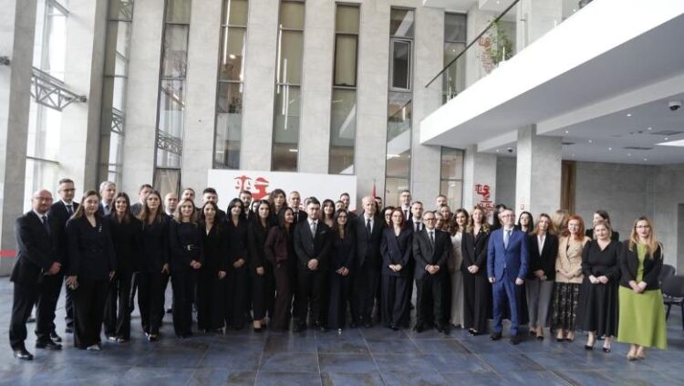 Emërohen 42 gjyqtarë, mbeten bosh edhe 67 poste, më keq Gjykata e Apelit Tiranë