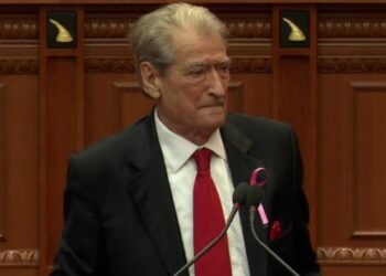 Berisha lexon “qytetarin dixhital”: Dumani ka bërë një ujdi 5 milionë euro për një dosje