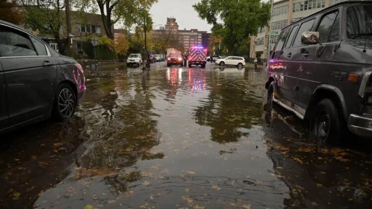 Nju Jork nën pushtetin e ujit/ Dy të vdekur nga reshjet masive e dendura të shiut