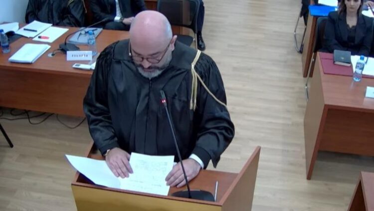 Seanca në Kushtetuese, avokati i Veliajt: Shkarkimi është politik, jo ligjor