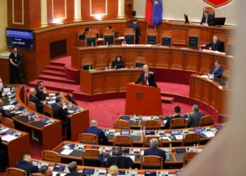 “Takimi i Arubës” dhe dosja McGonigal/ Berisha: Dumani, avokati privat i familjes Rama