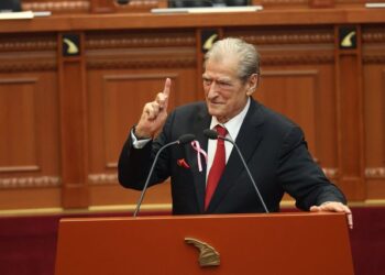 Berisha paralajmëron Ramën se ka dosje “Nesti Angoni 2”: Është lule Nesti Angoni i parë…