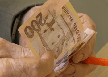 “Turp, 8 lekë të vjetra më ra”, të moshuarit shprehen të revoltuar me indeksimin e pensioneve