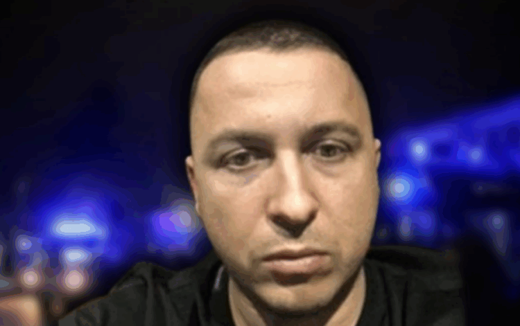 Babai i Ervis Martinajt kërkon shpalljen e djalit të tij si i zhdukur