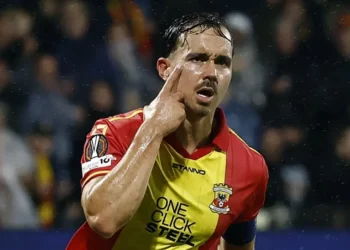 LIGA E EUROPËS/ Lioni dominon Bazelin, katastrofë për Aston Vilën dhe skuadrën e Nedim Bajramit (Rezultatet)