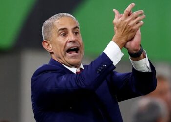 “A do shkarkohen ata që folën?”/ Sylvinho shpjegon zgjedhjet e tij: Ja përse Uzuni ishte në lojë