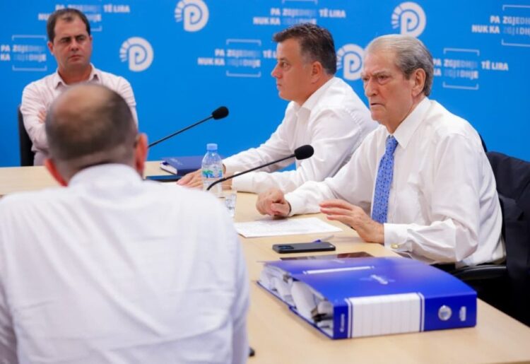 Zgjedhjet vendore në gjashtë bashki, Berisha thërret kryesinë e PD-së