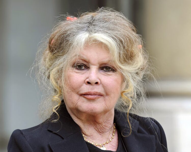 Brigitte Bardot mohon lajmet për vdekjen: Jam mirë, mos besoni idiotësitë