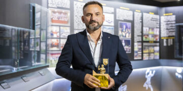 Edlir Tetova shpallet “Trajneri i muajit shtator”, tekniku i Egnatias: Ia dedikoj stafit dhe lojtarëve