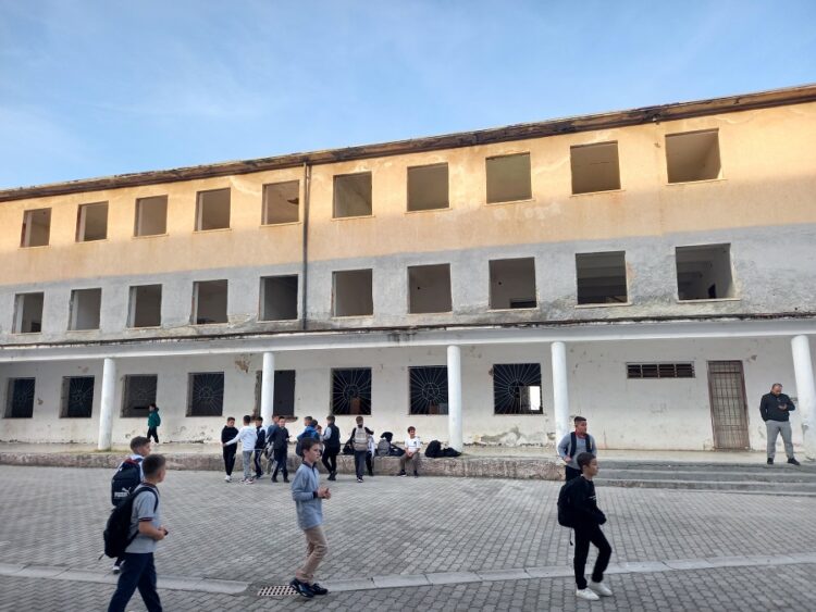 Nxënësit e Kukësit udhëtojnë drejt Prizrenit për arsim cilësor profesional