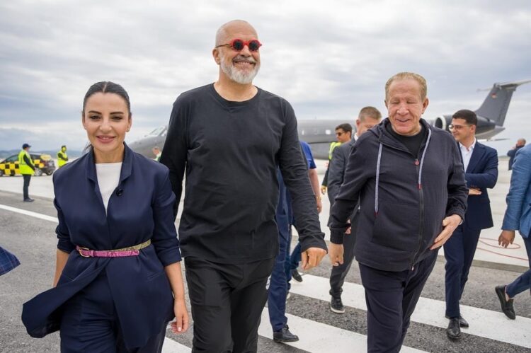 Përplasja për aksionet e aeroportit/ Pacolli ia kalon fajin noteres: Ka bërë deklarime të pavërteta!