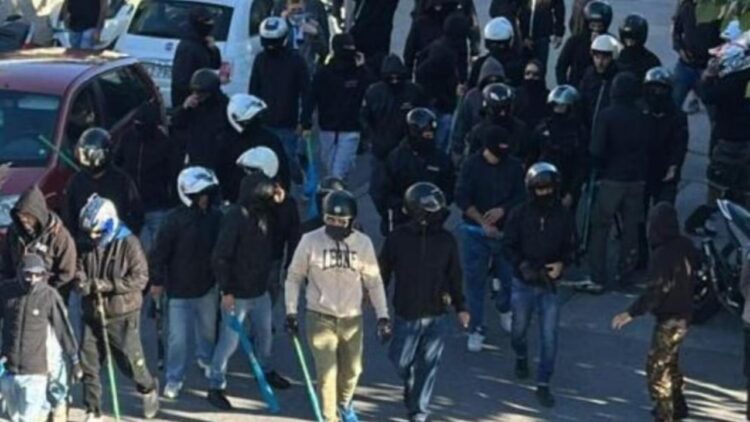 Përleshje në Itali përpara ndeshjes së Serie A, tifozët përplasen në rrugë