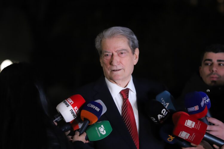 Refuzohen kërkesat për hetime, Berisha paralajmëron reagimin e qytetarëve