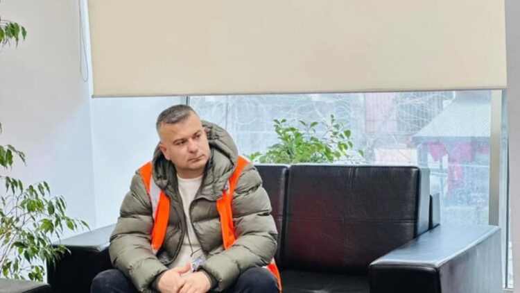 Ra në koma pasi shpëtoi dy fëmijë nga mbytja në Velipojë, ndërron jetë elektriçisti Arjan Kraja