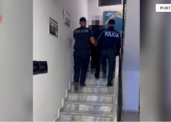 Tentoi t’i kalonte në Itali me kamion 3 persona të shumëkërkuar, arrestohet shoferi në Durrës