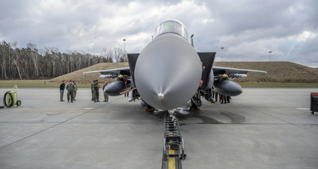 Rusia aktivizon bombarduesit Tu-22M3 në Detin Baltik, shoqërohen nga avionë ndërkombëtarë