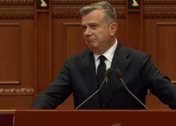 Balla sulmon opozitën: Përqendrohen te liderët, jo te qytetarët