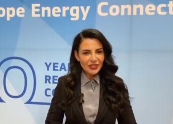 Prokurori e pret në SPAK për t’i komunikuar akuzën, Balluku publikon video nga Bukureshti