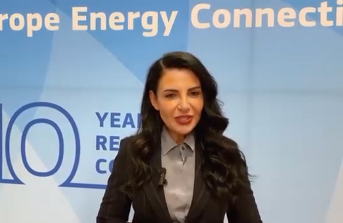 Prokurori e pret në SPAK për t’i komunikuar akuzën, Balluku publikon video nga Bukureshti