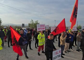150 naftëtarët e Bankers Petroleum bojkotojnë punën, 400 puse nafte mbeten pa mbikëqyrje