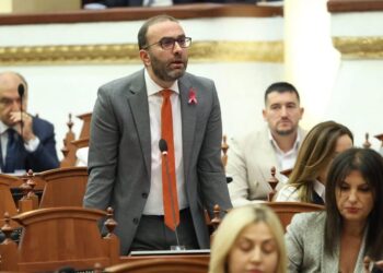 “Po zhbëhet shteti ligjor” – Gazment Bardhi reagon pas arrestimit të avokatit Uljan Barjami