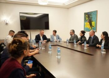 Alimehmeti: Florjan Binaj, kandidati i pavarur për Bashkinë e Tiranës, sinjalizon bashkimin historik të opozitës