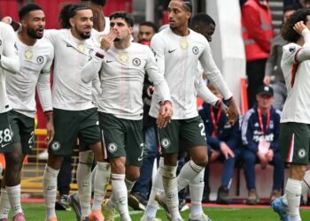 Premier League/ Chelsea fiton thellë ndaj Nottingham-it, merr edhe një karton të kuq