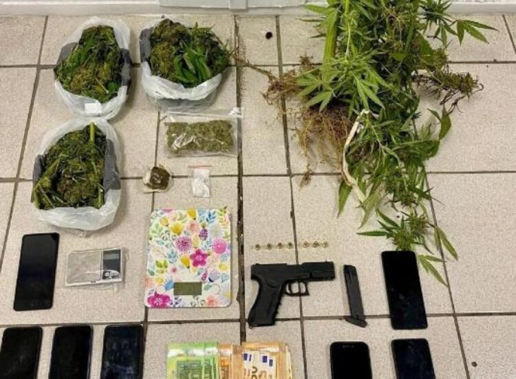 Kapen me drogë dhe armë, arrestohen 3 shqiptarë në Selanik