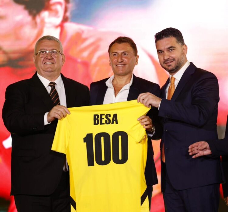 “100 vjet Besa”, presidenti Duka: Besa dhe qyteti i Kavajës meritojnë më shumë, së shpejti stadiumi i ri