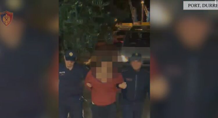 Arrestimi Durrës/ Fshehën emigrantë në kamionë – njëri prej tyre, kriminel në kërkim ndërkombëtar