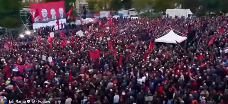 (VIDEO) Edi Rama reagon nga protesta në Tiranë: “Zemra mal” për UÇK-në