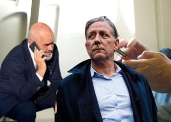 Altin Dumani sqaron deputetët e PD-së: “McGonigal” është në hetim paraprak