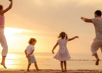 99% e shqiptarëve mbështesin familjen tradicionale, kundër termave ‘Prind 1 dhe Prind 2’