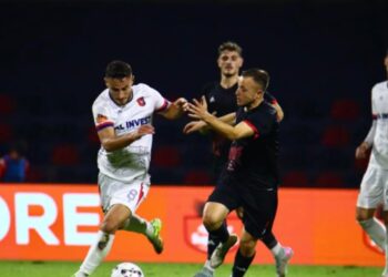 Flamurtari i vendit të fundit arrin fitoren e parë, mund kryesuesen Vllazninë