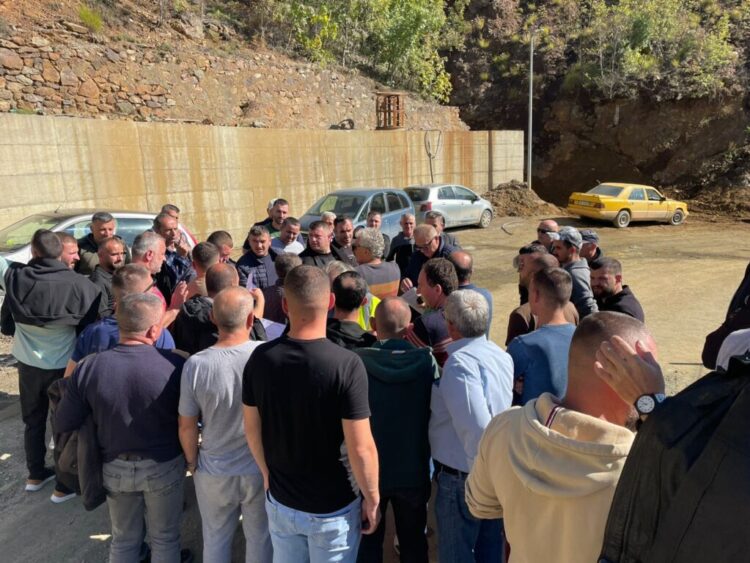 Kërkojnë rritje pagash dhe siguri/ Minatorët e Spaçit paralajmërojnë grevë urie