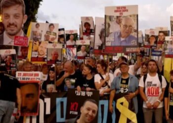 Familjet e pengjeve izraelite që mbahen në Gaza: Jemi në ditë vendimtare për të arritur një marrëveshje