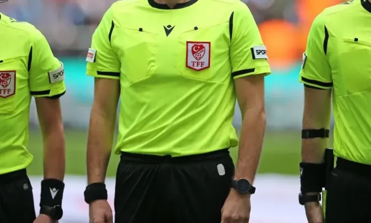 Skandali i madh në futbollin turk: 371 gjyqtarë akuzohen për baste të paligjshme