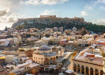 Greqia prezanton banesat dhe qiradhënien sociale për të përballuar krizën e strehimit