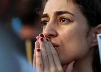 Lot dhe gëzim në Tel Aviv! Lirohen 20 pengjet izraelite nga Hamasi