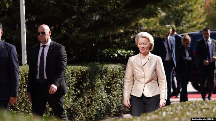 Shefja e KE-së: Kosova të vazhdojë të ndërtojë institucione të forta dhe t’i ulë tensionet